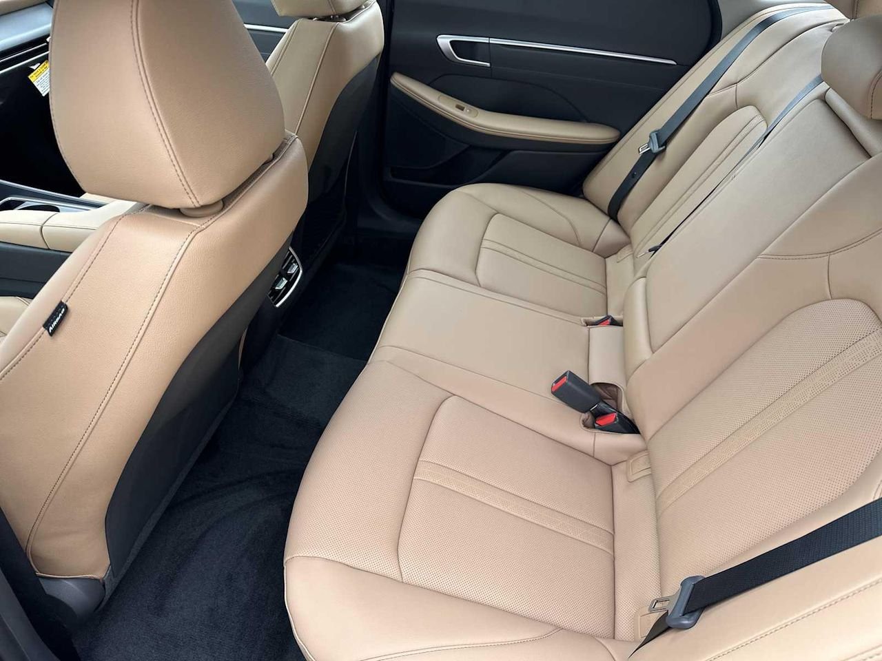 2026-Sonata-Hybrid-Limited (11).jpg
